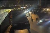 اتفاق شوکه‌کننده در اتوبان تهران-کرج؛ پنچر شدن بیش از 400 خودرو!